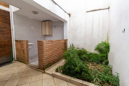 Casa à venda com 200m², 4 quartos e 1 vaga Casa à venda com 200m², 4 quartos e 1 vagaLavanderia - Casa 1