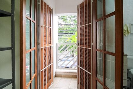 Casa à venda com 200m², 4 quartos e 1 vaga Casa à venda com 200m², 4 quartos e 1 vagaSuíte 1 - Sacada - Casa 2