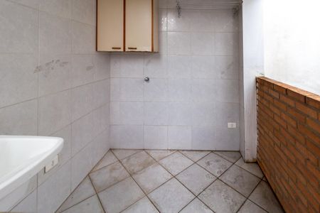 Casa à venda com 200m², 4 quartos e 1 vaga Casa à venda com 200m², 4 quartos e 1 vagaLavanderia - Casa 1