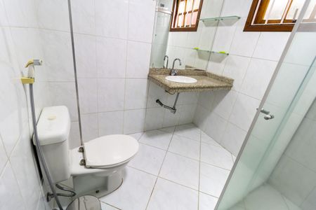 Casa à venda com 200m², 4 quartos e 1 vaga Casa à venda com 200m², 4 quartos e 1 vagaBanheiro - Casa 1