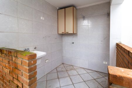 Casa à venda com 200m², 4 quartos e 1 vaga Casa à venda com 200m², 4 quartos e 1 vagaLavanderia - Casa 1