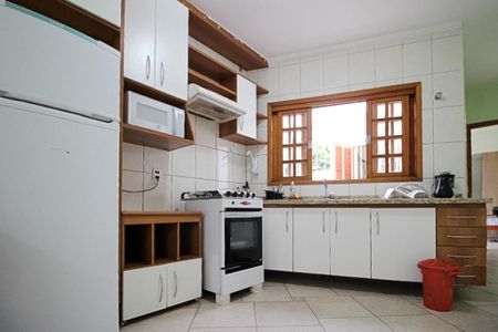 Casa à venda com 200m², 4 quartos e 1 vaga Casa à venda com 200m², 4 quartos e 1 vagaCozinha - Casa 2