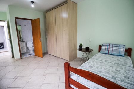 Casa à venda com 200m², 4 quartos e 1 vaga Casa à venda com 200m², 4 quartos e 1 vagaSuíte 2 - Casa 2