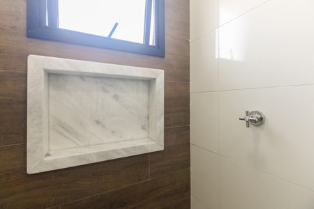 Apartamento à venda com 39m², 2 quartos e sem vaga Apartamento à venda com 39m², 2 quartos e sem vagaBanheiro