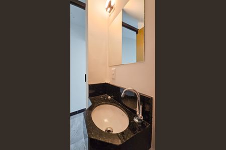 Casa para alugar com 77m², 2 quartos e 1 vaga Casa para alugar com 77m², 2 quartos e 1 vagaLavabo