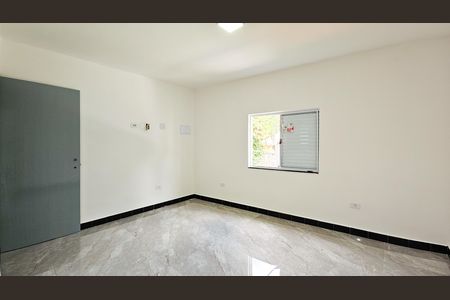 Casa para alugar com 77m², 2 quartos e 1 vaga Casa para alugar com 77m², 2 quartos e 1 vagaQuarto 1