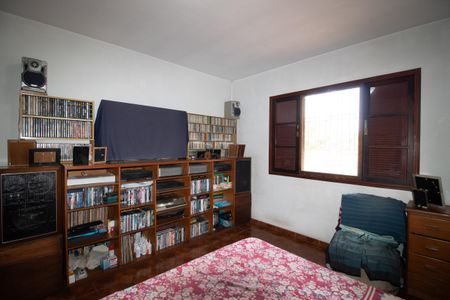 Casa à venda com 217m², 5 quartos e 2 vagasQuarto 1