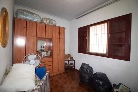 Casa à venda com 217m², 5 quartos e 2 vagasQuarto 2