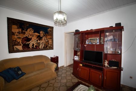 Casa à venda com 217m², 5 quartos e 2 vagasSala