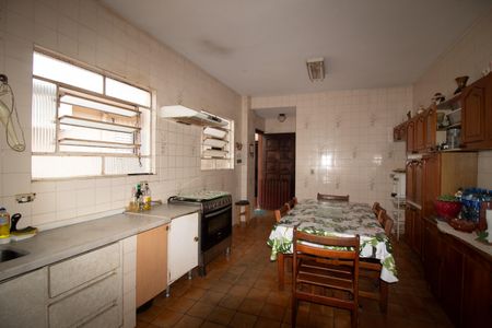 Casa à venda com 217m², 5 quartos e 2 vagasCozinha