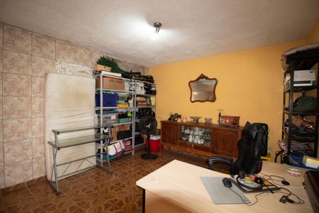 Casa à venda com 217m², 5 quartos e 2 vagasQuarto 3