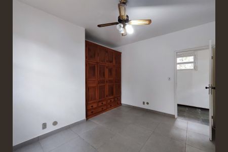Casa à venda com 400m², 4 quartos e 5 vagasSuíte 2