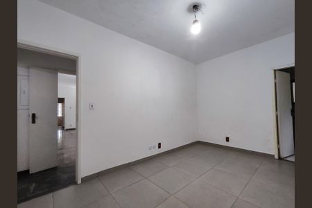 Casa à venda com 400m², 4 quartos e 5 vagasSuíte 1