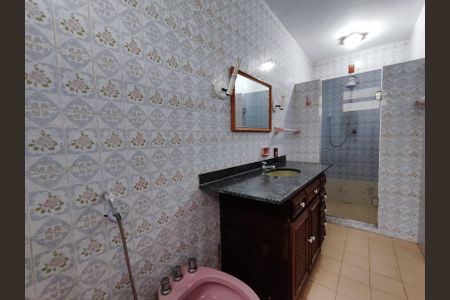 Casa à venda com 400m², 4 quartos e 5 vagasBanheiro da Suíte 3