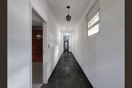 Casa à venda com 400m², 4 quartos e 5 vagasCorredor