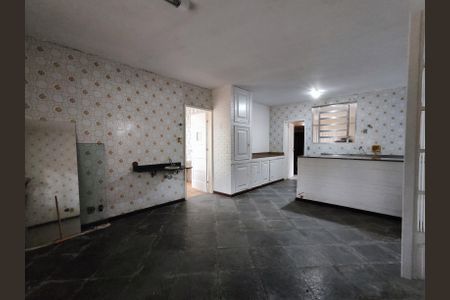 Casa à venda com 400m², 4 quartos e 5 vagasCozinha