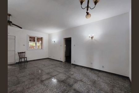 Casa à venda com 400m², 4 quartos e 5 vagasSala