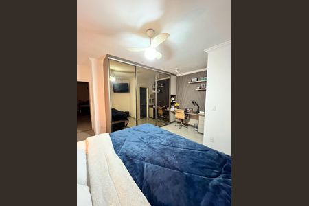 Quarto 1 de casa à venda com 3 quartos, 350m² em Nova Petrópolis, São Bernardo do Campo