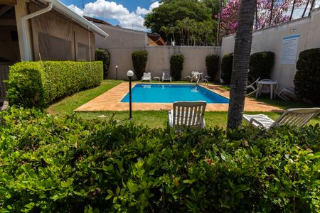 Casa de condomínio à venda com 108m², 3 quartos e 2 vagasÁREA COMUM - PISCINA