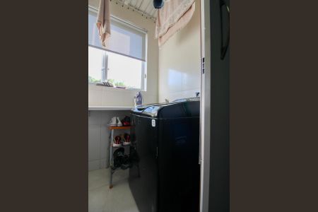 Apartamento à venda com 62m², 2 quartos e 1 vaga Apartamento à venda com 62m², 2 quartos e 1 vagaÁrea de Serviço