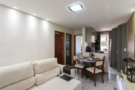 Apartamento à venda com 62m², 2 quartos e 1 vaga Apartamento à venda com 62m², 2 quartos e 1 vagaSala