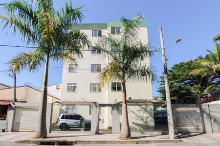 Apartamento à venda com 62m², 2 quartos e 1 vaga Apartamento à venda com 62m², 2 quartos e 1 vagaFachada