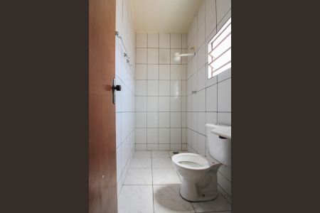 Casa para alugar com 70m², 2 quartos e 1 vaga Casa para alugar com 70m², 2 quartos e 1 vagaBanheiro