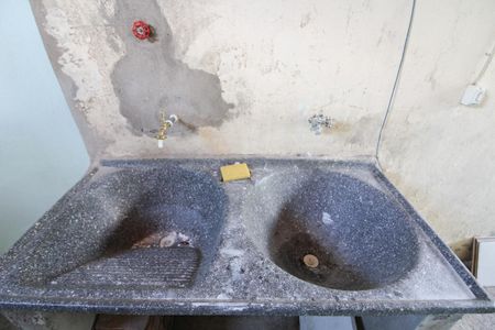 Casa para alugar com 70m², 2 quartos e 1 vaga Casa para alugar com 70m², 2 quartos e 1 vagaÁrea de Serviço