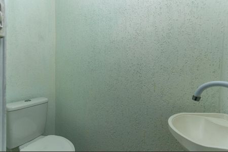 Casa à venda com 170m², 1 quarto e 6 vagasBanheiro de Serviço