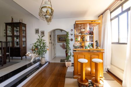 Apartamento à venda com 156m², 3 quartos e 2 vagas Apartamento à venda com 156m², 3 quartos e 2 vagasSala