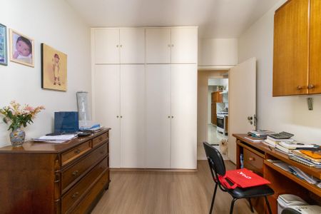 Apartamento à venda com 156m², 3 quartos e 2 vagas Apartamento à venda com 156m², 3 quartos e 2 vagasQuarto 2