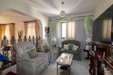 Apartamento à venda com 156m², 3 quartos e 2 vagas Apartamento à venda com 156m², 3 quartos e 2 vagasSala