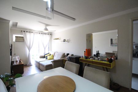 Apartamento à venda com 69m², 2 quartos e sem vagaSala