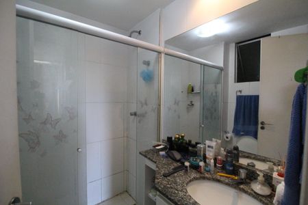 Apartamento à venda com 69m², 2 quartos e sem vagaBanheiro da Suíte