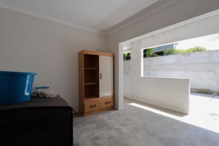 Casa à venda com 500m², 3 quartos e 4 vagasCasa 2 - Área de serviço