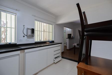 Casa à venda com 500m², 3 quartos e 4 vagasCasa 2 - Cozinha