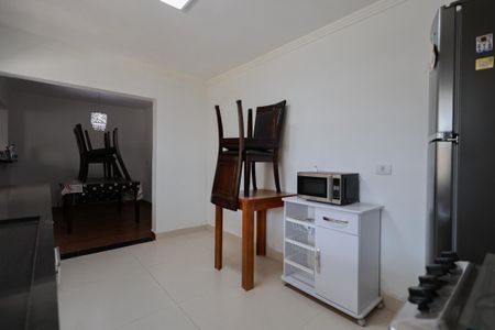 Casa à venda com 500m², 3 quartos e 4 vagasCasa 2 - Cozinha