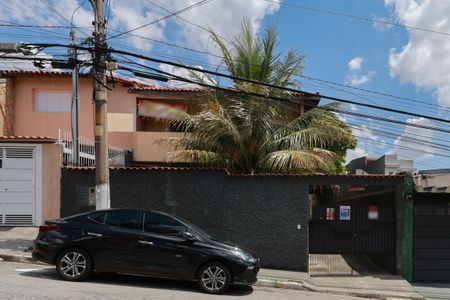 Casa à venda com 500m², 3 quartos e 4 vagasFachada + plaquinha