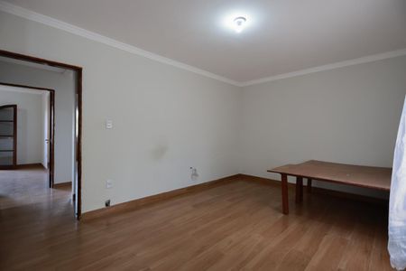 Casa à venda com 500m², 3 quartos e 4 vagasCasa 1 - Cozinha