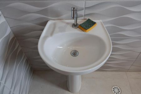 Casa à venda com 500m², 3 quartos e 4 vagasCasa 1 - Banheiro 1