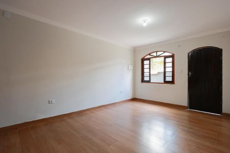 Casa à venda com 500m², 3 quartos e 4 vagasCasa 1 - Sala
