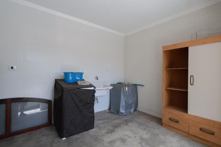 Casa à venda com 500m², 3 quartos e 4 vagasCasa 2 - Área de serviço