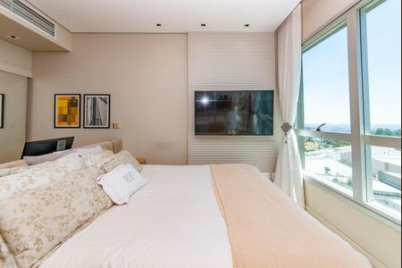 Apartamento à venda com 76m², 1 quarto e 1 vagaSuíte