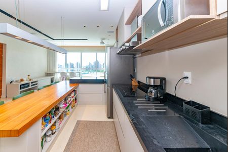 Apartamento à venda com 76m², 1 quarto e 1 vagaCozinha