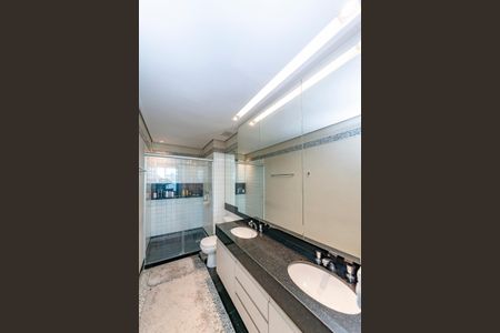 Apartamento à venda com 76m², 1 quarto e 1 vagaBanheiro da Suíte