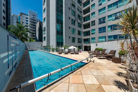 Apartamento à venda com 76m², 1 quarto e 1 vagaPiscina