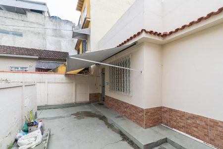 Casa para alugar com 40m², 1 quarto e sem vaga Casa para alugar com 40m², 1 quarto e sem vagaVaranda