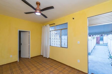 Casa para alugar com 40m², 1 quarto e sem vaga Casa para alugar com 40m², 1 quarto e sem vagaSala