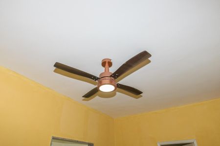 Casa para alugar com 40m², 1 quarto e sem vaga Casa para alugar com 40m², 1 quarto e sem vagaSala