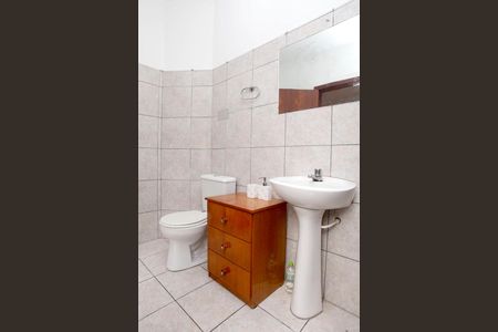 Apartamento para alugar com 38m², 1 quarto e sem vagaBanheiro da Suíte